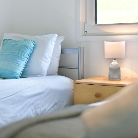 Pass The Keys Gower Beach Staycation Caswell Bay - Sleeps 4 Swansea Exterior photo