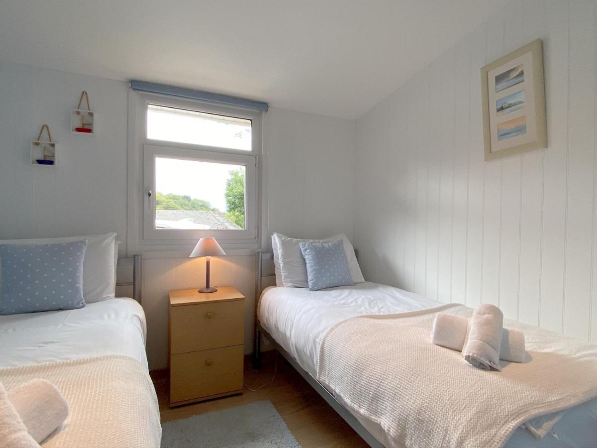Pass The Keys Gower Beach Staycation Caswell Bay - Sleeps 4 Swansea Exterior photo
